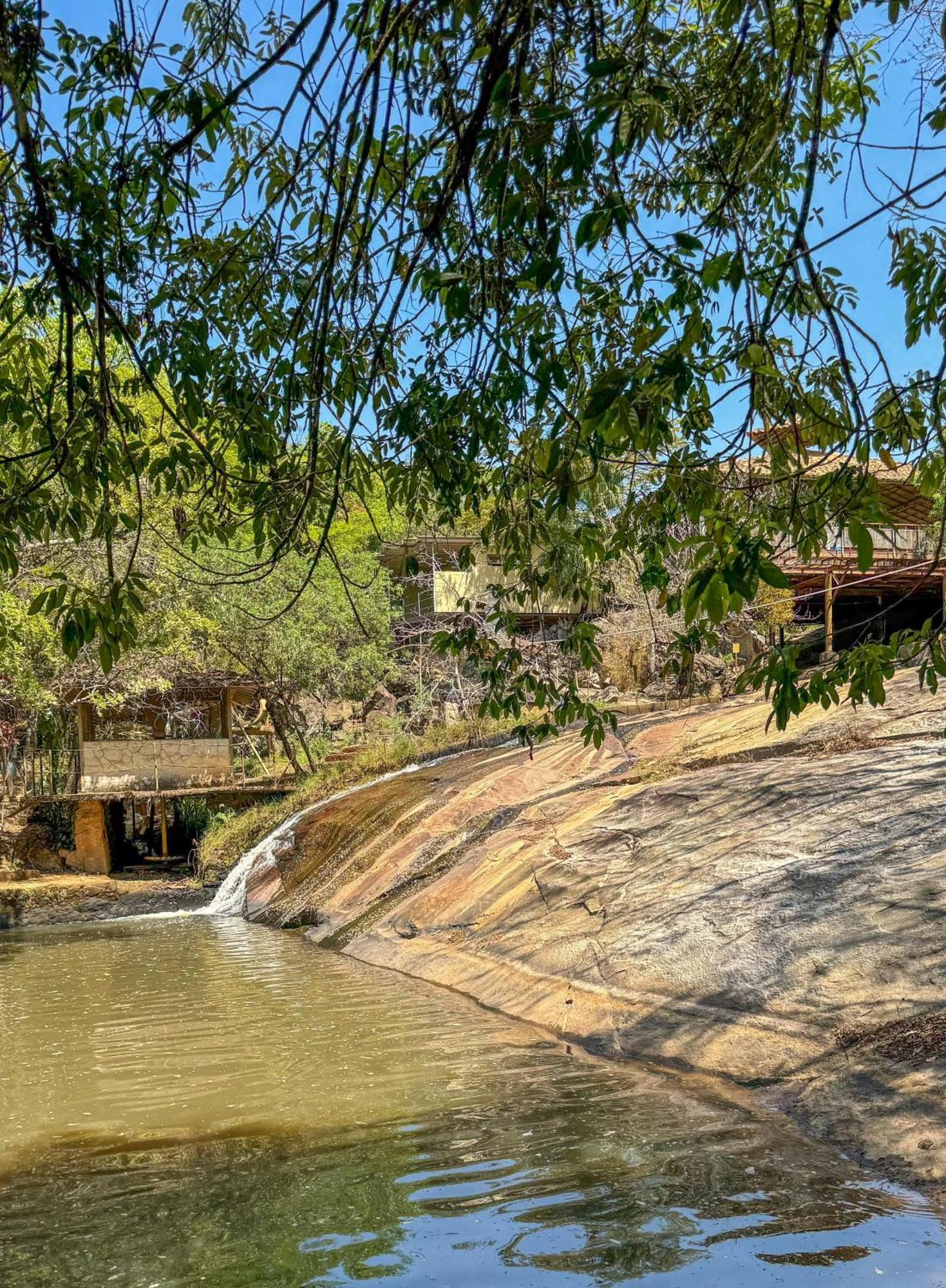 Pousada Balneario Cachoeira Do Moinho Belo Vale Bagian luar foto